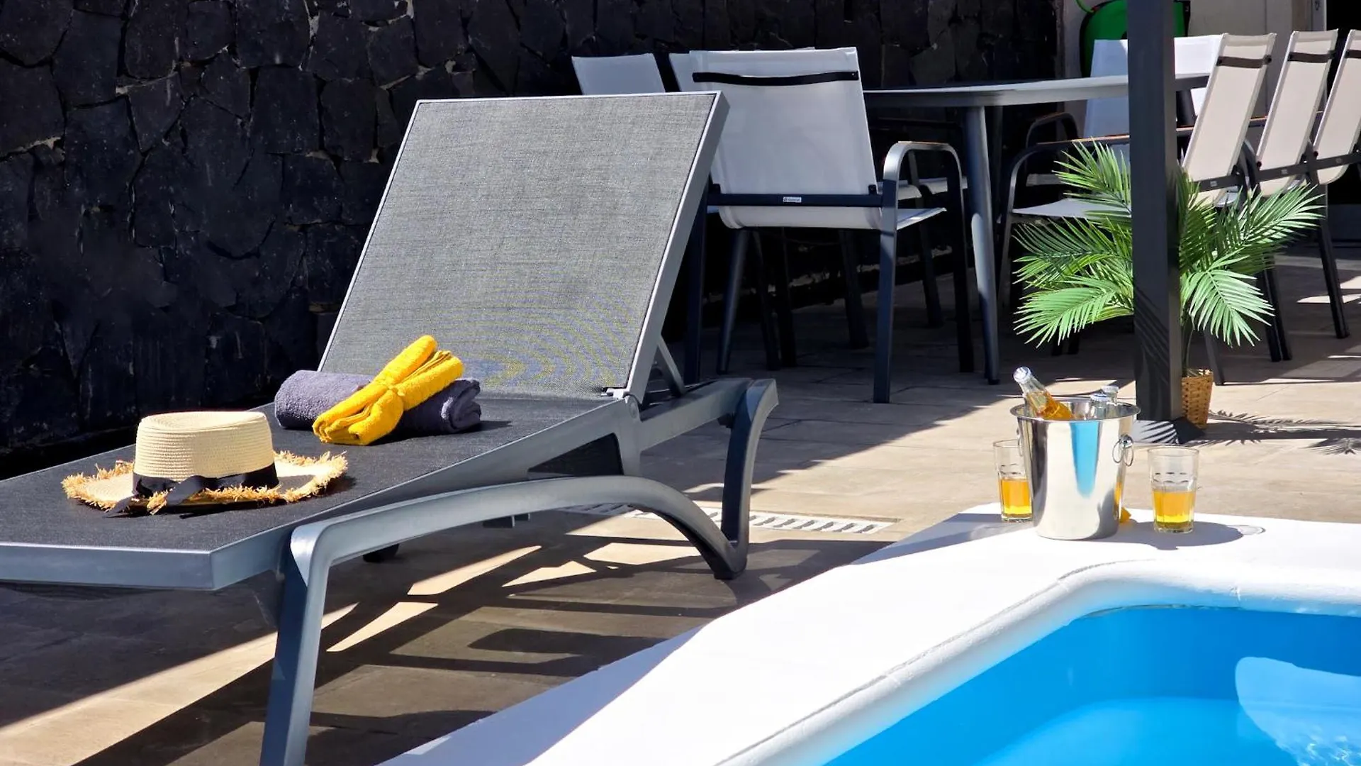 Pearl Of Amarilla Golf - Luxury 3 Bedroom Villa With Heated Pool & Ocean View Σαν Μιγκέλ ντε Αμπόνα